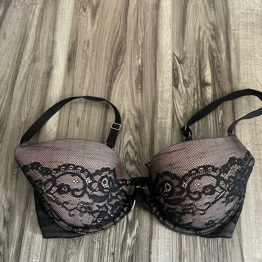 Victoria's Secret Black Demi lightly lined